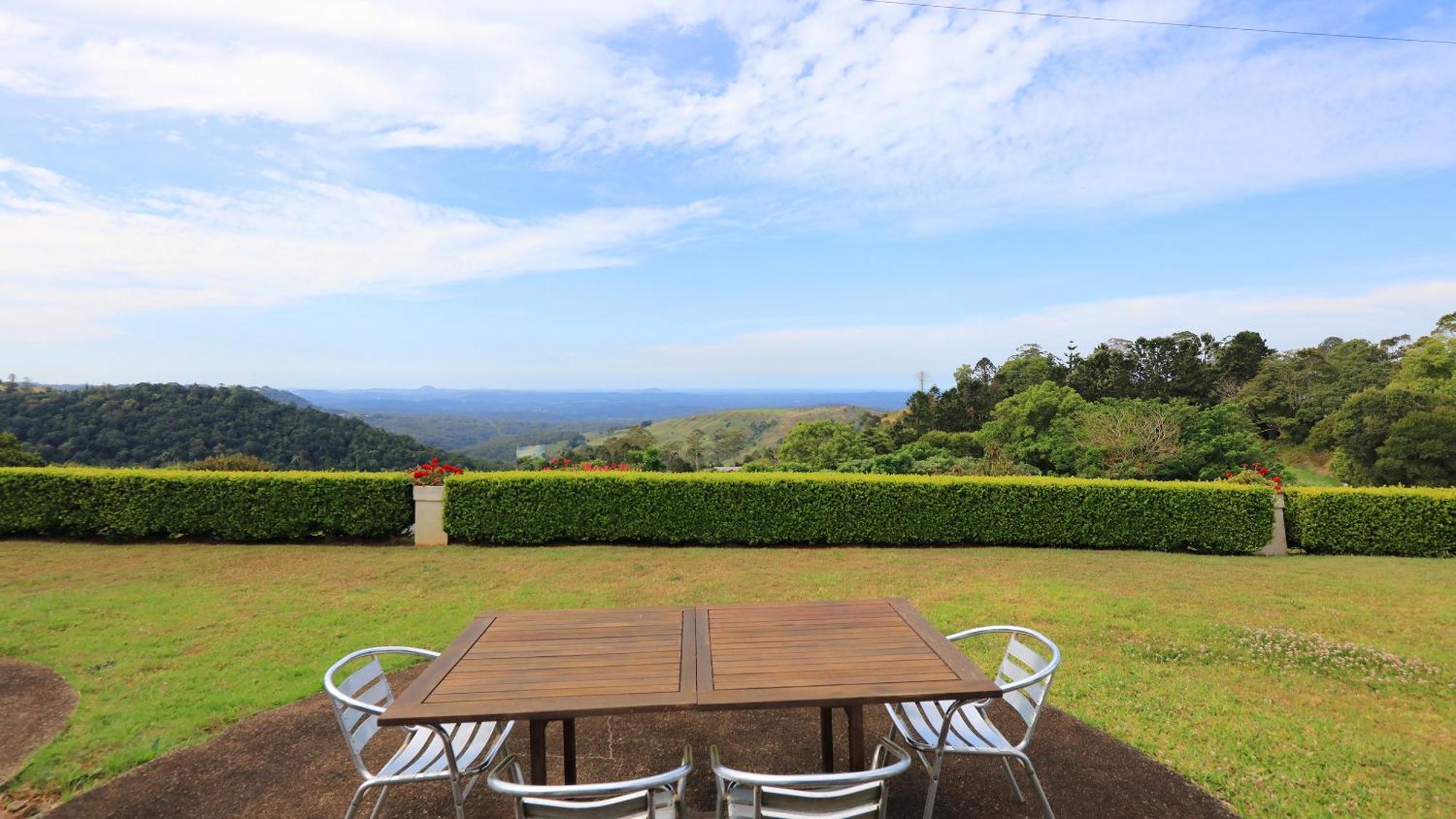 Views * Maleny